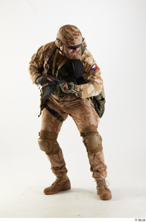 Photos Robert Watson Army Czech Paratrooper Poses crouching standing 0008.jpg